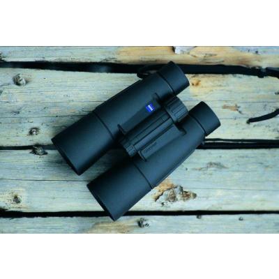Бинокль Carl Zeiss 8x50 T* Conquest